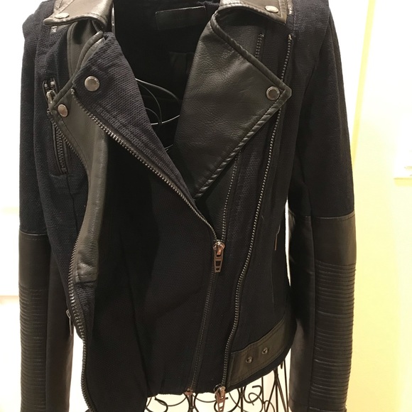 3XHOST PICK🎉Blank NYC Twill & Faux Leather Moto Style Jacket chunky zippers Sm - Picture 11 of 15